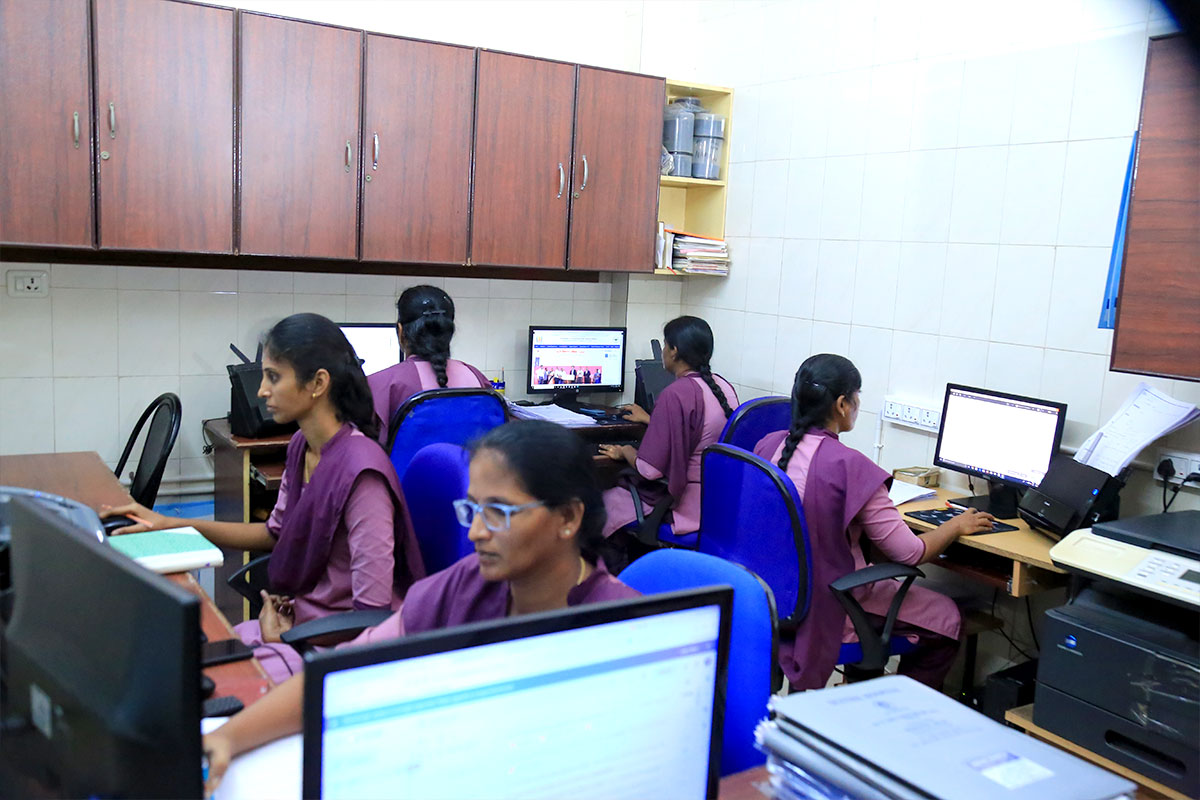 Senthil Hospital Insurance Assistance 1
